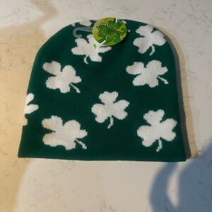 Shamrock Beanie Hat - Green & White
